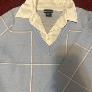 New blouse never worn